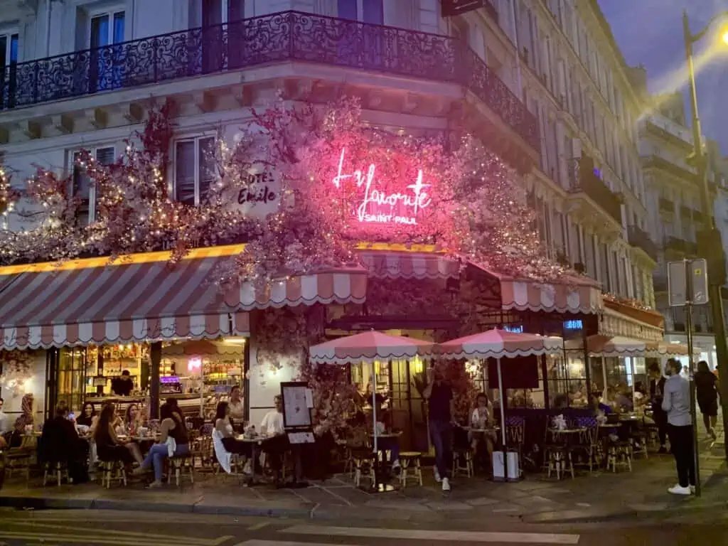 15 Lovely Things to Do in Paris, France on Your Vacation + Travel Tips