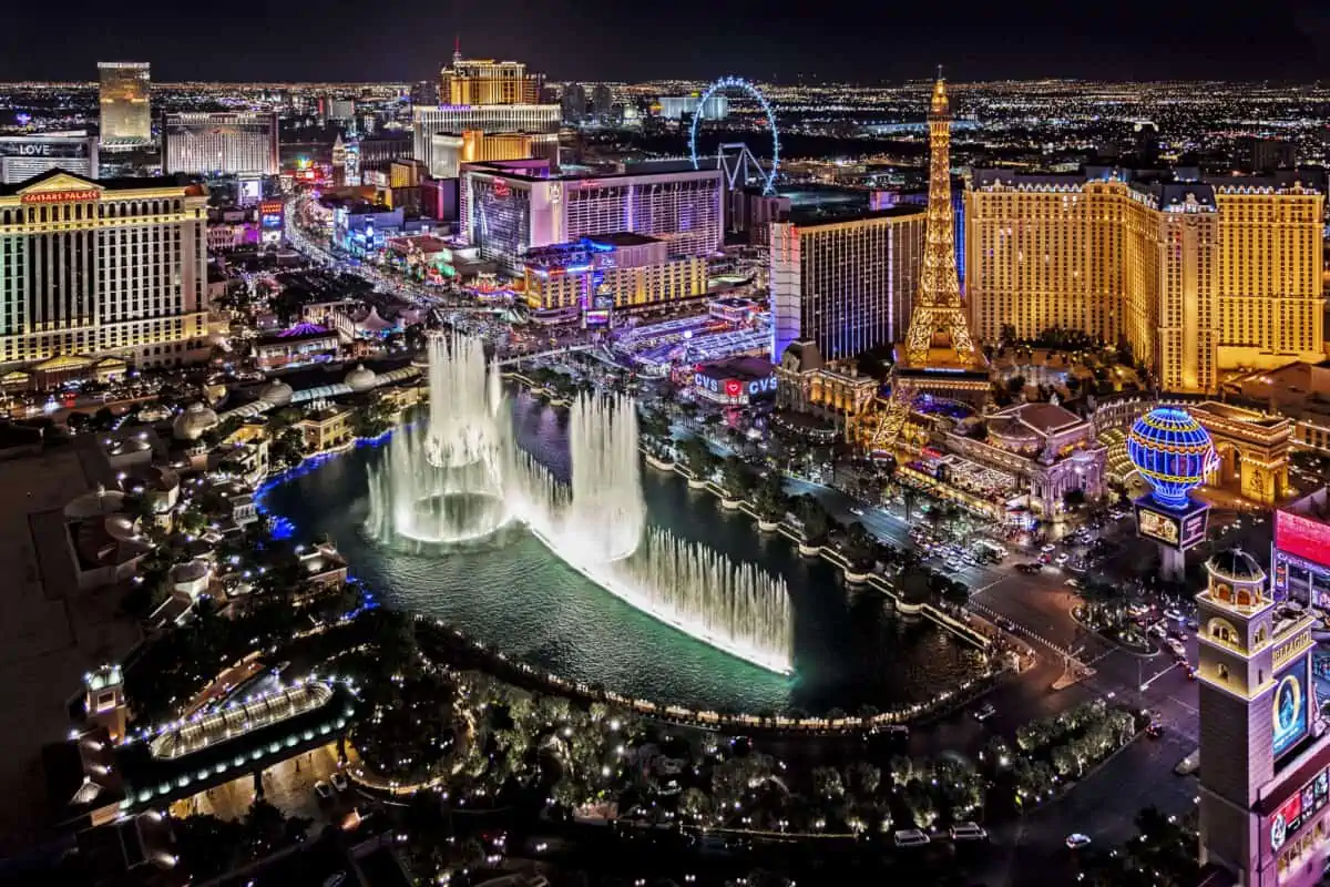 Top Ten European Cities that Resemble Las Vegas the Most