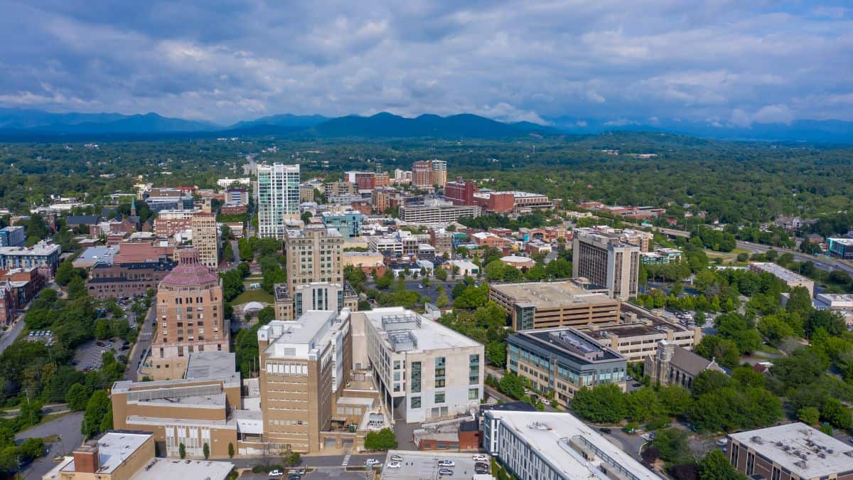 22 Enjoyable Things to Do in Asheville, North Carolina While Visiting