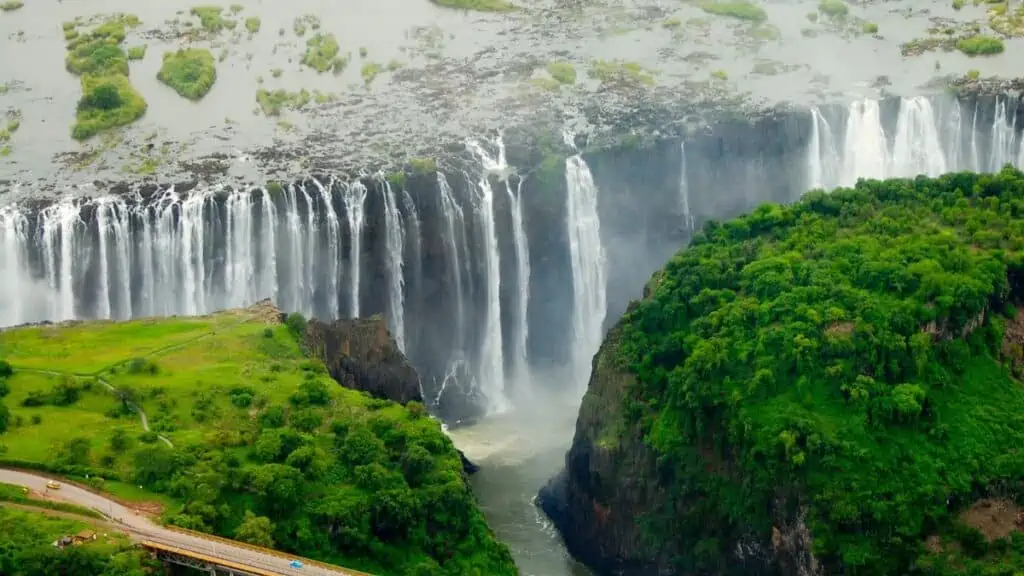 Stunning Natural Wonders From Around the World
