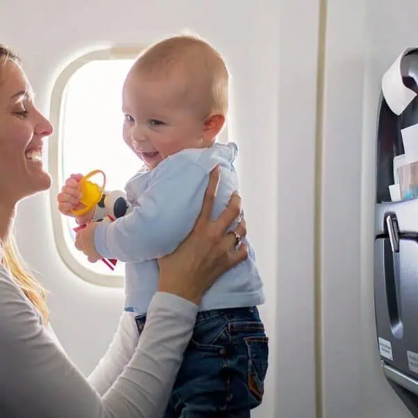 22 Essential Tips For Flying With a Baby For The First Time