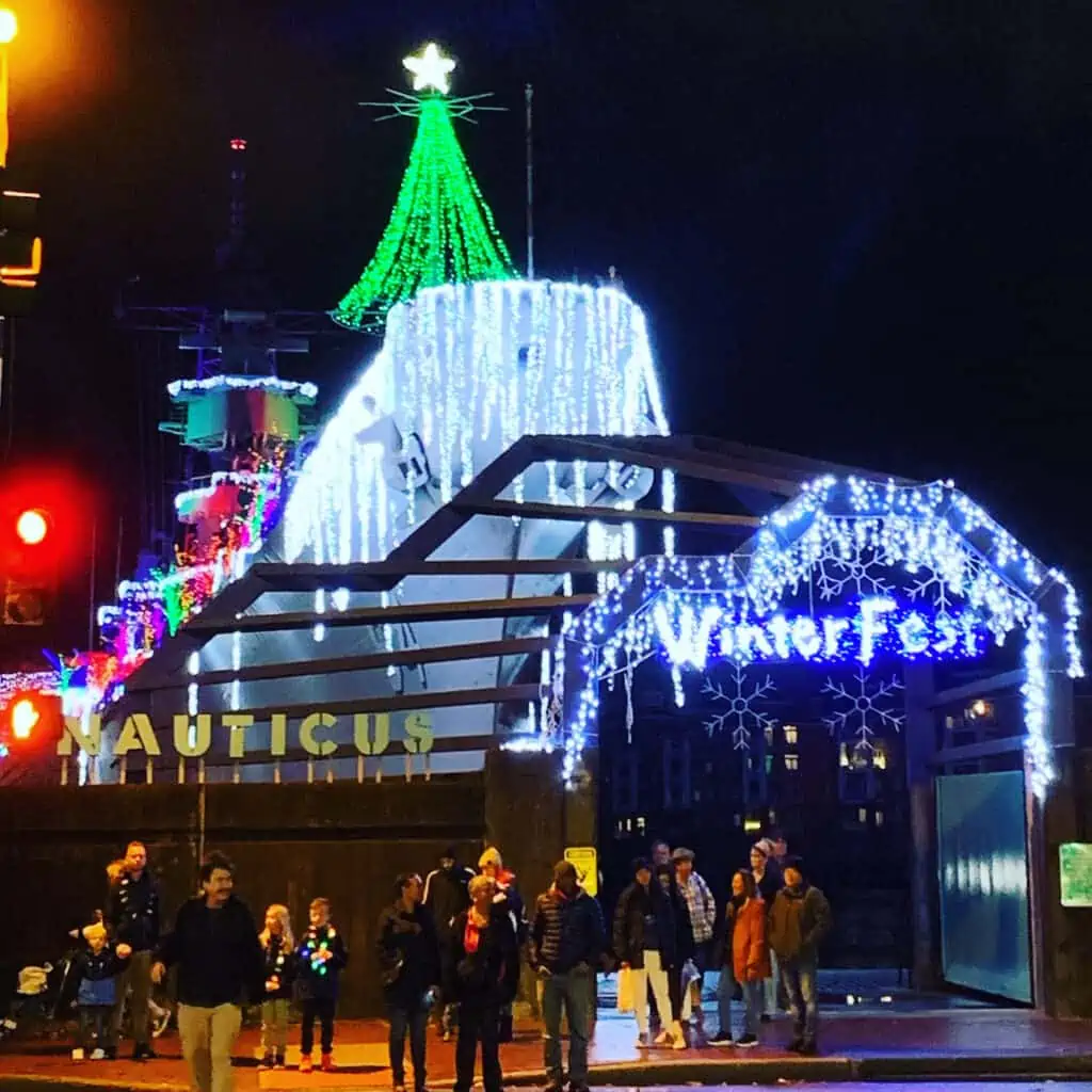 Spending the Holidays in Norfolk, VA: Lights, Markets, and Events