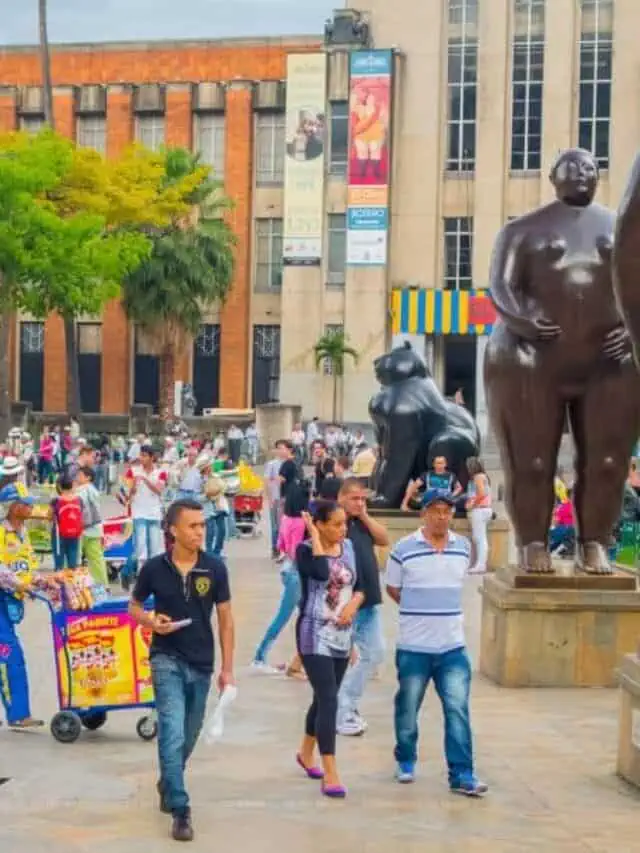Family Vacation Tips: 20 Things To Do in Medellin, Colombia Story