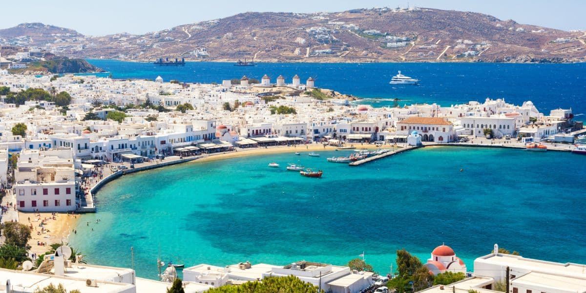 15 Greece Vacation Destinations Perfect For Your Next Getaway