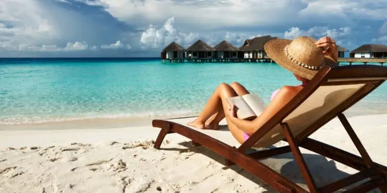 beach reading vacation