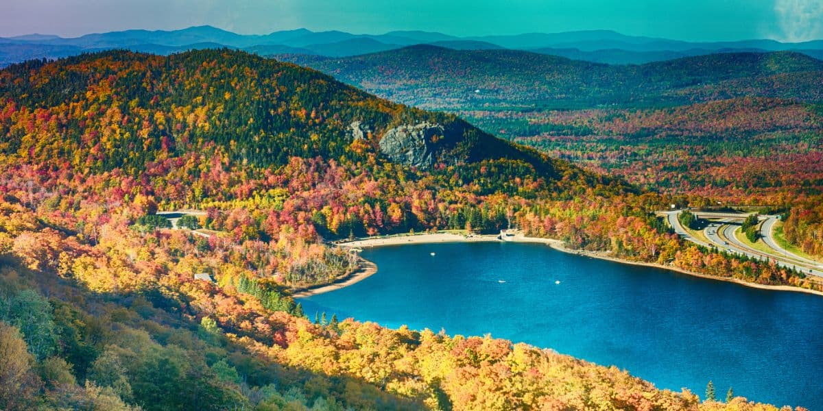 Road Trip: New England Fall Foliage + Best Time to Visit
